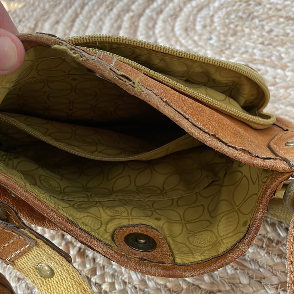 Fossil Bag - Picture 6 of 6